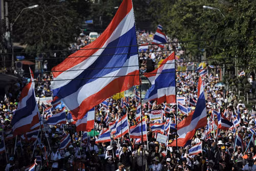 Bangkok trong ngày đầu bị 'đóng cửa' ảnh 3