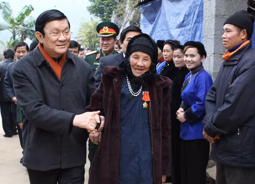 Chủ tịch nước Trương Tấn Sang kiểm tra tuyến biên giới phía bắc ảnh 1