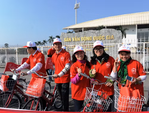 AIA Việt Nam khởi xướng Chương trình “hành trình cuộc sống” nhằm hỗ trợ học sinh nghèo ảnh 1