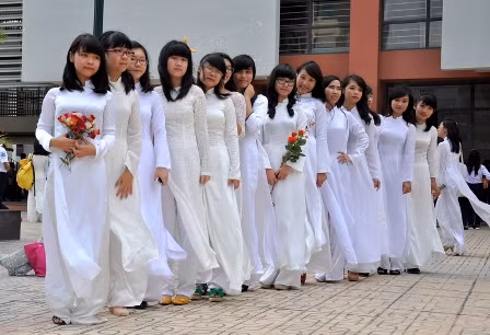 Học sinh Hà Nội náo nức đón năm học mới ảnh 5