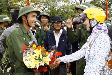 Sôi nổi ngày hội tòng quân ảnh 1