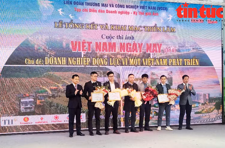 Chú thích ảnh