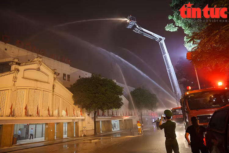 Chú thích ảnh