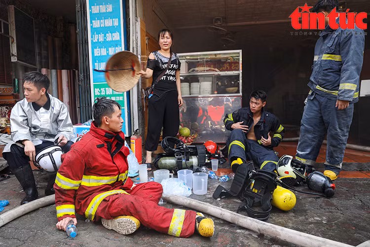 Chú thích ảnh