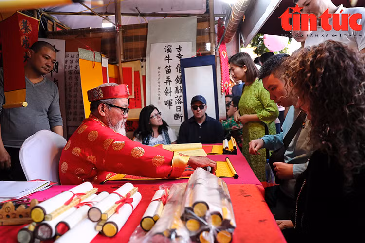 Chú thích ảnh