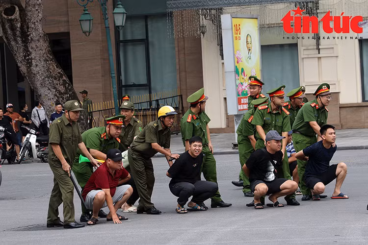 Chú thích ảnh