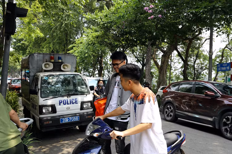 Chú thích ảnh