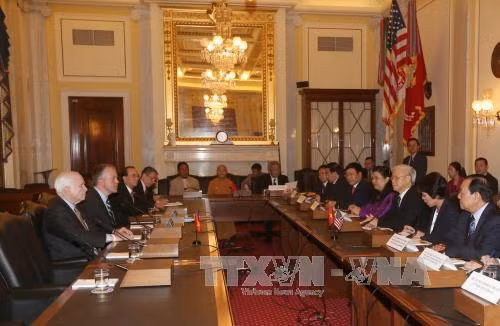 Tổng Bí thư Nguyễn Phú Trọng gặp TNS John McCain ảnh 1