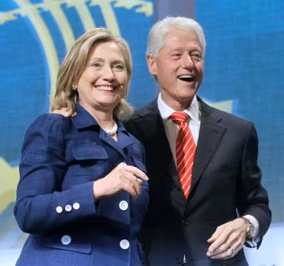 Bốn quân chủ bài của bà Hillary Clinton-Kỳ 1 ảnh 3
