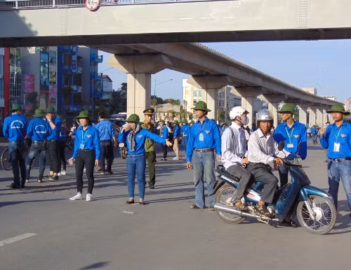 Sáng 2/7, hơn 1 triệu thí sinh làm bài môn văn ảnh 1