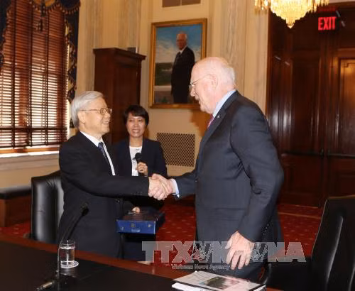 Tổng Bí thư Nguyễn Phú Trọng gặp TNS John McCain ảnh 2