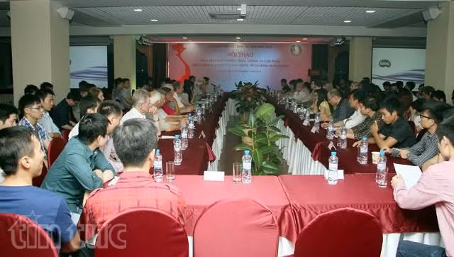 Sinh viên Việt tại Nga hướng về biển đảo ảnh 1