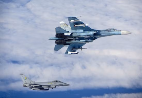 Nga bác cáo buộc gây nguy hiểm cho chiến đấu cơ Mỹ ở Syria ảnh 1