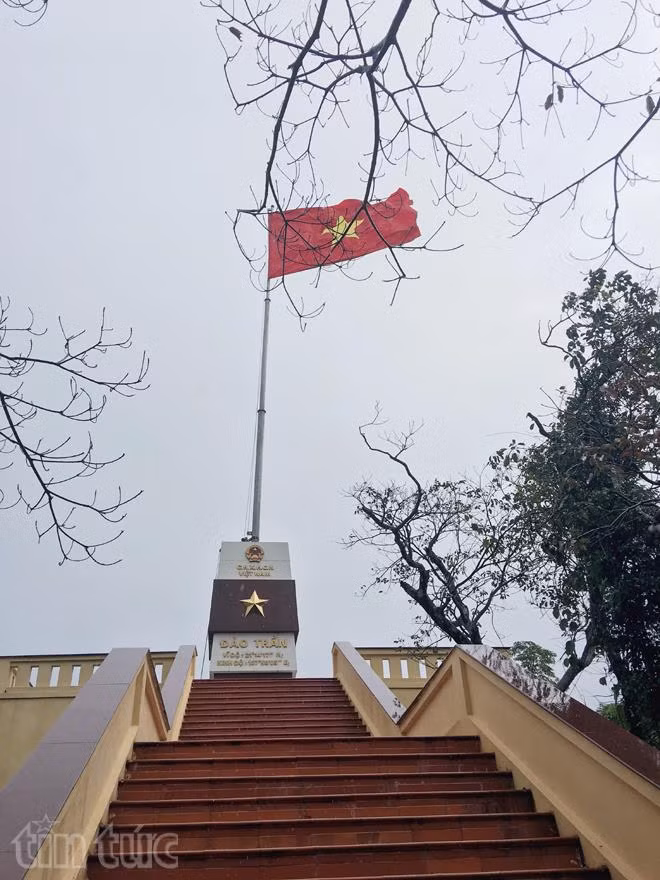Đảo Trần - Nơi người chiến sỹ vững vàng tay súng ảnh 6