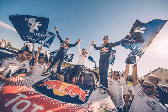 Dakar 2017: Các tay đua Nga chiếm 2 ngôi vô địch ảnh 3