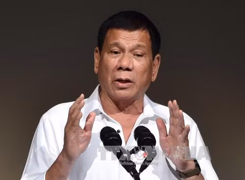 Tổng thống Philippines lại để ngỏ khả năng áp đặt thiết quân luật ảnh 1