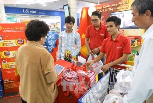 Sôi động thị trường việc làm dịp Tết nguyên đán ảnh 1