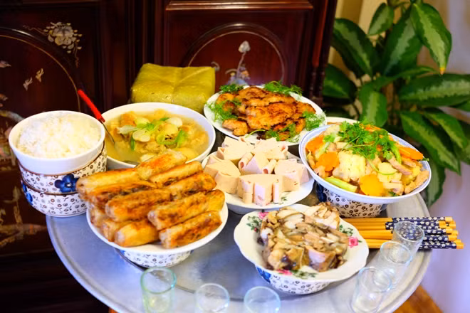 Xem lễ cúng ông Công, ông Táo của một gia đình gốc Hà Nội ảnh 7