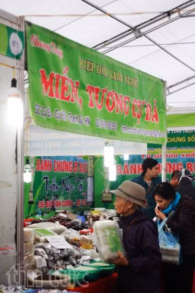 Đặc sản vùng miền đón Tết hút khách ảnh 7