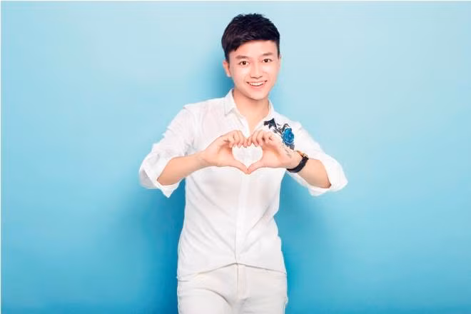 'Chí Phèo' Bùi Công Nam sáng bừng trước đêm chung kết Sing My Song ảnh 3