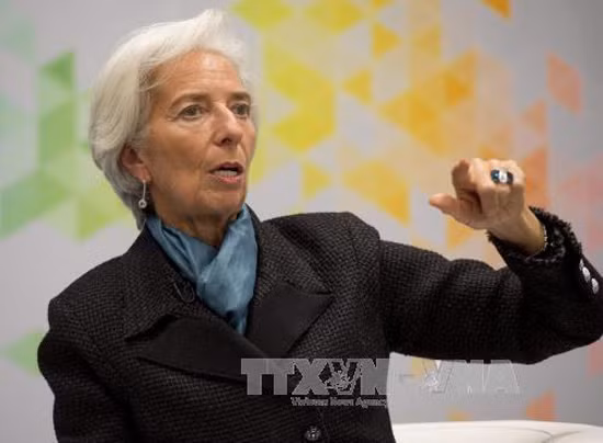 IMF đánh giá Mỹ dễ bị tổn thương trước chiến tranh thương mại ảnh 1