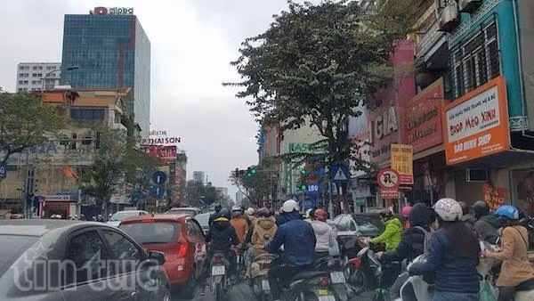 Giáp Tết, bệnh ùn tắc giao thông càng khó chữa ảnh 5