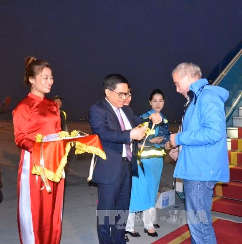 Ngành du lịch Hà Nội sẽ xử lí dứt điểm kiểu kinh doanh 'chụp giật' ảnh 1