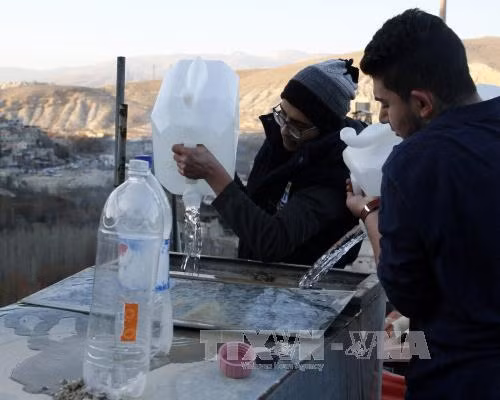 IS ngăn cản cứu trợ người dân ở Deir Ezzor ảnh 1
