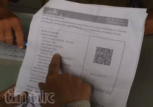 'Cò' vé bủa vây Ga Sài Gòn giáp Tết, cẩn trọng tránh mất tiền oan ảnh 3
