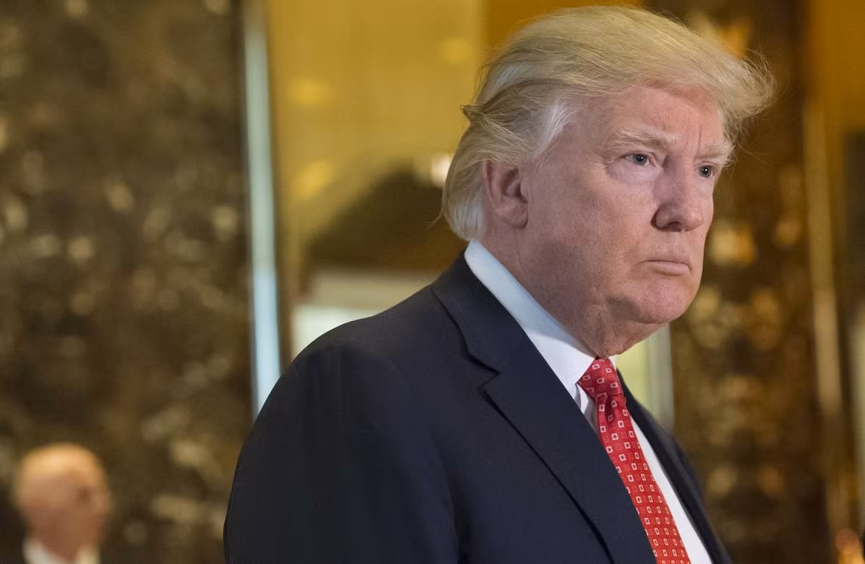 Ông Trump phản pháo cáo buộc luật sư riêng cấu kết với Nga ảnh 1