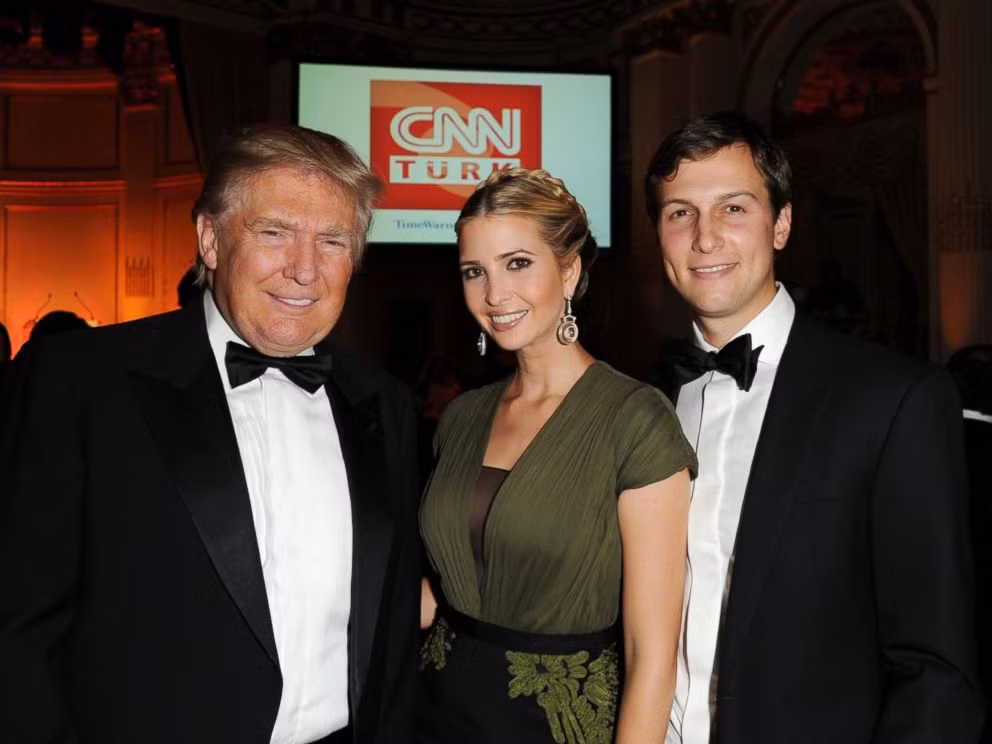Truyền thông Mỹ rầm rộ đưa tin ông Trump chọn con rể làm Cố vấn cấp cao ảnh 1