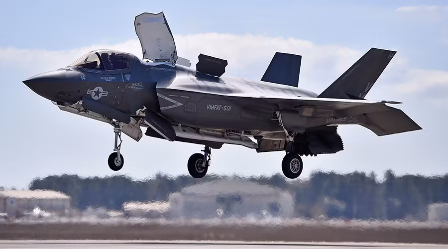 Báo cáo mật lộ hàng trăm điểm yếu 'chết người' của F-35 ảnh 1