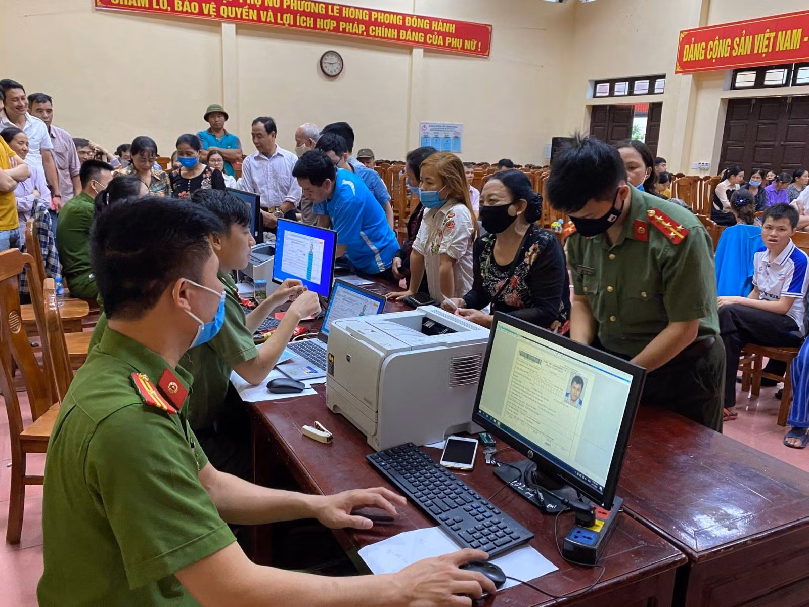 Chú thích ảnh