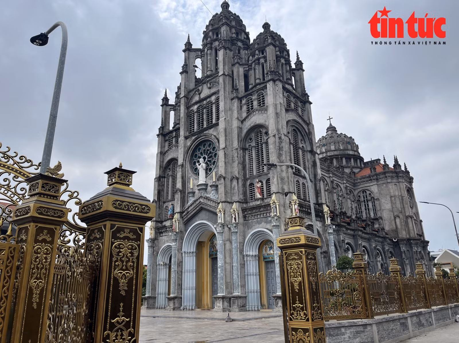 Chú thích ảnh
