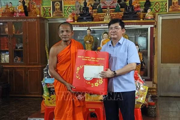 Quan tâm đời sống văn hóa, tín ngưỡng của đồng bào Khmer