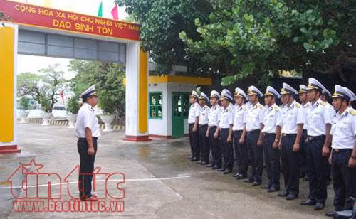 Sẵn sàng bảo vệ vững chắc chủ quyền biển, đảo thiêng liêng của Tổ quốc ảnh 2