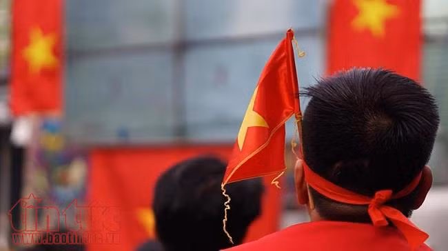 Đủ kiểu cổ vũ đội tuyển U23 Việt Nam tại TP Hồ Chí Minh ảnh 8