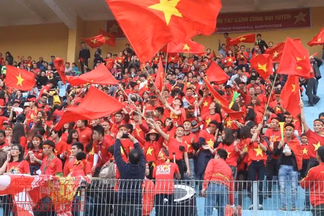 'Chảo lửa' Hàng Đẫy tự hào hát mãi tên... U23 Việt Nam ơi! ảnh 3