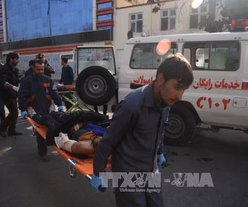 Quốc tế lên án vụ khủng bố làm 253 người thương vong tại Kabul ảnh 1
