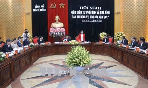 Đại tướng Ngô Xuân Lịch chỉ đạo kiểm điểm tự phê bình và phê bình của Ban Thường vụ Tỉnh ủy Ninh Bình ảnh 2