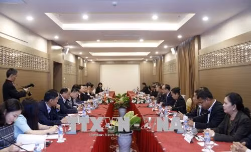 Nhà Quốc hội Lào là món quà vô giá của Đảng, Nhà nước và nhân dân Việt Nam ảnh 1