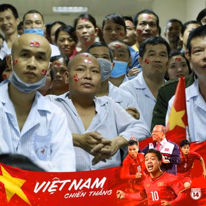 Vừa truyền nước vừa xem U23 Việt Nam trải qua trận chung kết nhiều máu lửa ảnh 5