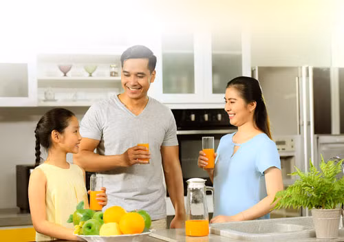 Sun Life Việt Nam ra mắt sản phẩm: 'SUN - Trọn vẹn ước mơ' ảnh 1