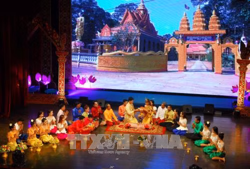 Bạc Liêu: Liên hoan văn hóa - nghệ thuật quần chúng đồng bào Khmer Nam bộ ảnh 1