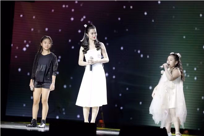 Đông Nhi - Đức Phúc - Ali Hoàng Dương hội tụ tại đêm Bán kết The Voice Kids 2017 ảnh 1