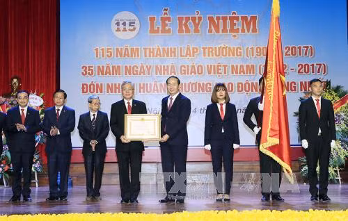 Chủ tịch nước dự lễ kỷ niệm 115 năm thành lập trường Đại học Y Hà Nội ảnh 2
