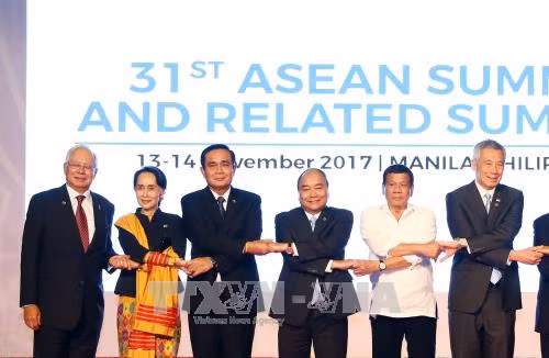 Thủ tướng Nguyễn Xuân Phúc dự Phiên khai mạc Hội nghị Cấp cao ASEAN lần thứ 31 ảnh 1