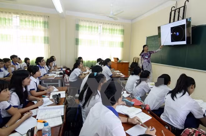 Tích cực ứng dụng công nghệ thông tin trong đổi mới giáo dục ảnh 2