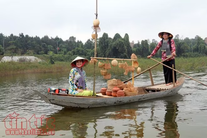 Trải nghiệm Chợ nổi Cái Răng trên hồ Đồng Mô ảnh 3