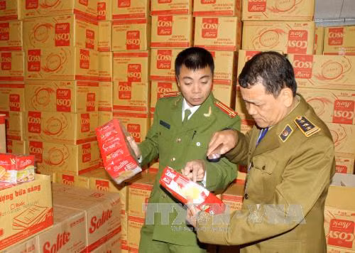 Kiểm soát chặt mặt hàng rượu, bia, nước giải khát dịp cuối năm ảnh 1